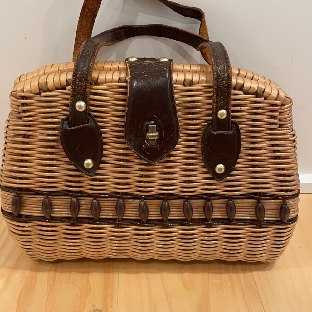 Vintage Brechner Bros Beaded Wicker Basket Purse